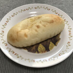 手ごね自家製パン さくら蒸餅堂 - 黄金のクリームパン