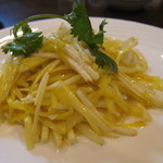 中国酒家 大三元 - イカと黄ニラのいため