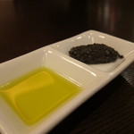 遠藤利三郎商店 - オリーブオイルとアンチョビソース