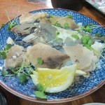 居魚屋　網元 - 極めつけ。うまずらはぎの塩蒸しです。