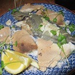 居魚屋　網元 - 白身に塩の旨みと香りが染みわたり超美味。