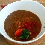 ダイニング 湖桜 - トマトチーズハンバーグwithキーマカレー