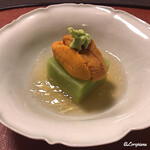 御料理 寺沢 - 羽立の海胆とうすい豆豆腐