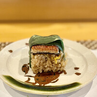 難波 鮨 栞庵 やましろ - 鰻の蒸し寿司