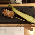 焼き鳥 とりら - 手羽元とヤングコーン