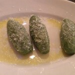 ズッペリア オステリア ピティリアーノ - ホウレン草のニューディ（少なめ）