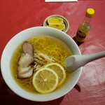 柊家 - レモンラーメンです。