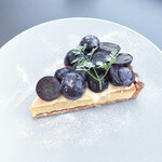 シエロイリオ - ブドウのタルト