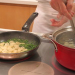 アロマフレスカ 博多 - オレキエッテ作り