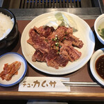 Chu Kamusa - Ａランチ(熟成カルビ)＝１０２０円 税込
                        ※１５０gの肉