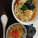 Fukumaru Udon - 星上うどん定食  (うどん大盛り)