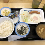 松屋 - ソーセージエッグ定食410円に選べる小鉢にとろろを！