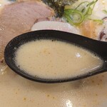 俺の豚骨 総本店 - スープ