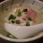 三葉洞 - 鶏だし茶漬け(450円)