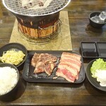 七輪焼肉安安 さがみ野店 - 牛カルビ・ハラミセット