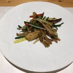 一碗水 - 七虹炒星鰻(穴子と五目野菜の細切り炒め)