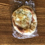 箱根ベーカリー - 枝豆ポテトパン