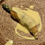 レストラン　トエダ - アスパラ・生ハム・パイ生地