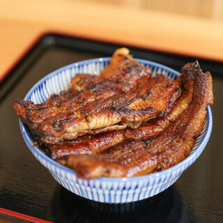 炭火職人 うなみ - 料理写真:鰻丼 特(肝吸い付)☆