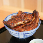 炭火職人 うなみ - 鰻丼 特(肝吸い付)☆