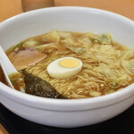 らーめんどんぐり - ワンタンメン小盛り