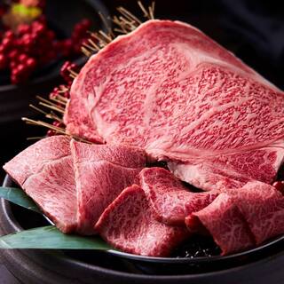 You can also enjoy Toraji's authentic Yakiniku (Grilled meat) for lunch.