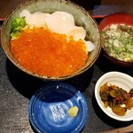 いくら家 丼 - 