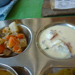 南インド家庭料理 カルナータカー - ラッサムとポリヤル