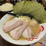 横浜家系ラーメン 吟家 - 