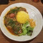 SPICY CURRY 魯珈 - 梅雨対策！鯖と梅干しと紫蘇の酸っぱいカレー