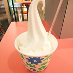 クィーンズソフトクリームカフェ - 