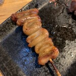 もつ焼き 煮込み 楓 - こぶくろ（子宮）　¥140