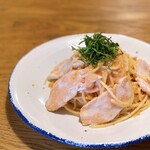 Mentaiko spaghetti with moist breast meat and perilla leaves