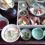 藍屋 - お昼の彩り弁当(1350円)