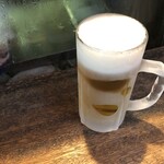 大倉山もつ肉店 - 中生 「男は黙ってサッポロビール」