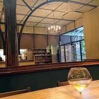 cenci - 中庭、個室もあり