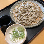 Soba Tetsu - 田舎そば（石臼手挽き）940円