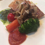 柿の樹 - メヌケのポワレ→別角度より撮影