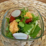 Mooring Deck Deli&Cafe - グリーンカレーとセットのサラダ