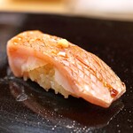 日本橋蛎殻町 すぎた - 千葉県勝浦産の 金目鯛