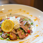 炭火肉ホルモン酒場 シンバル - 牛とろタン（1,500円）