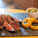 炭火肉ホルモン酒場 シンバル - ハラミの大将ステーキ（1,500円）