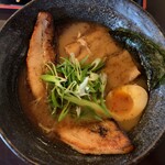 ラーメン いっとうや - かさね醤油730円