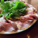 DAVELLO gastropub - ローストビーフのカルパッチョ