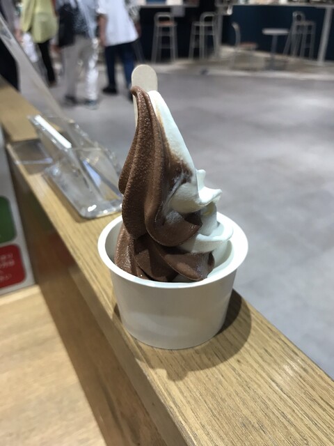 なかほら牧場 日本橋 アイスクリーム 食べログ