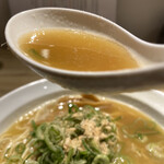 麺や佑 - ややとろみのあるスープが美味しい〜