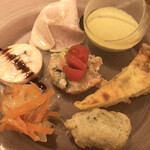 ラガッツァ - 前菜盛り合わせ