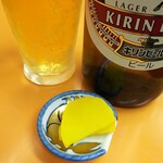 餃子会館ふく龍 - 素敵な小皿に沢庵