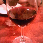 タッポスト チャオラ - まずはワインで乾杯