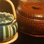 山の茶屋 - おひつ